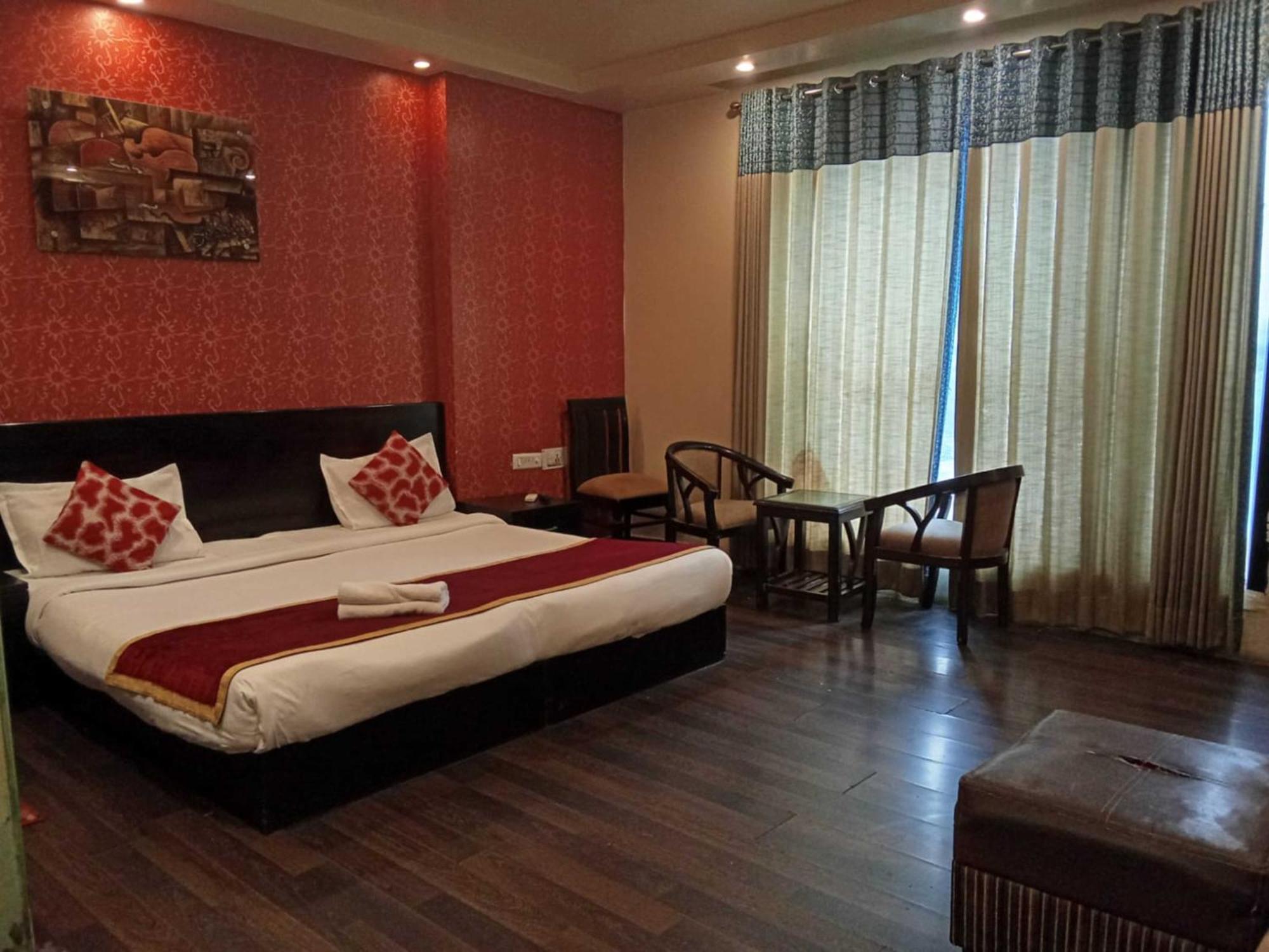 Hotel Paschim Vihar Delhi  Exterior foto